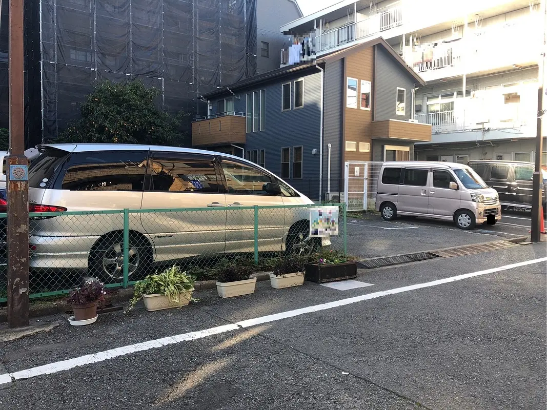 世田谷区梅丘１丁目　月極駐車場